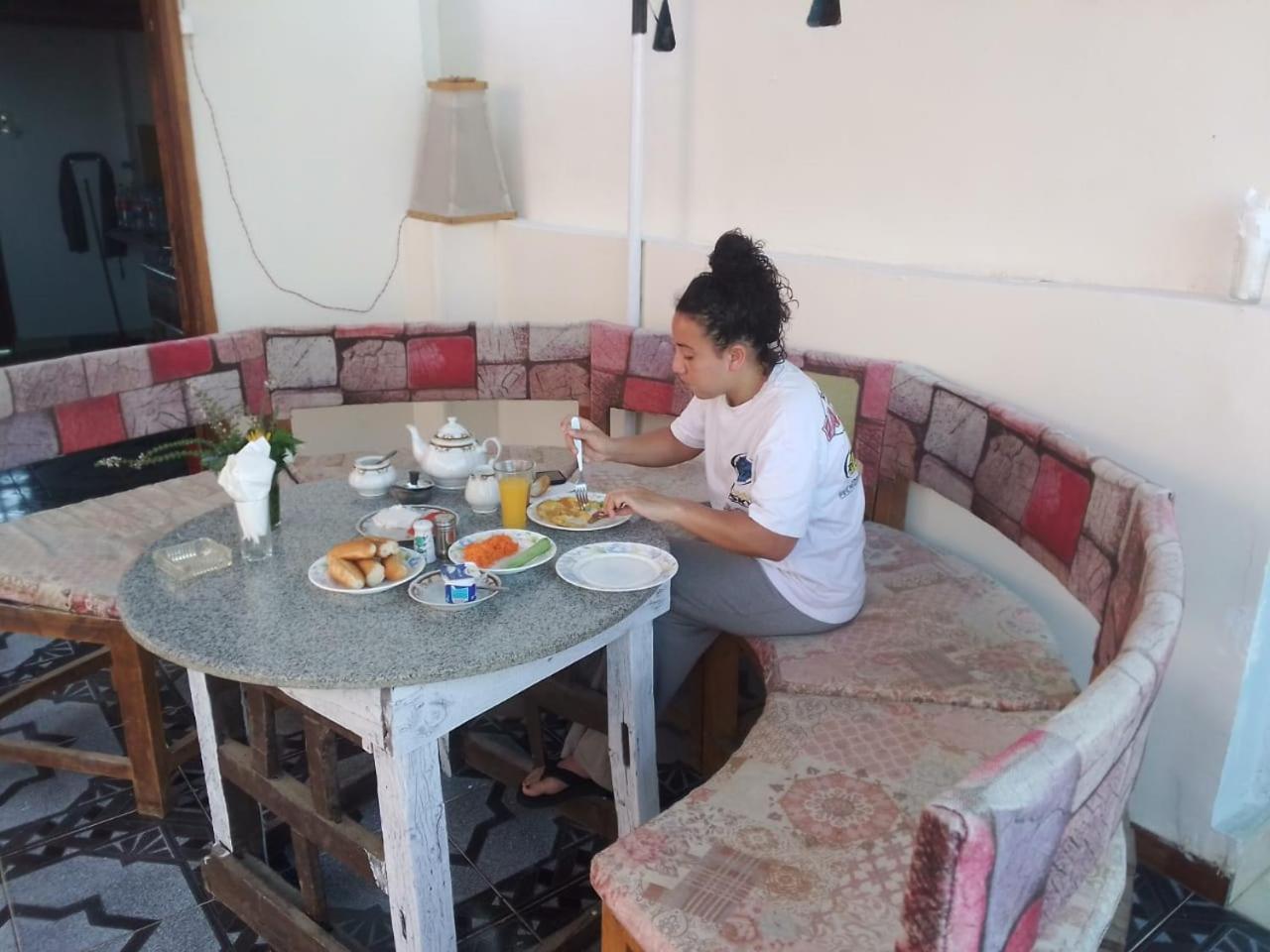 One Love Guesthouse & Restaurant Luxor Kültér fotó