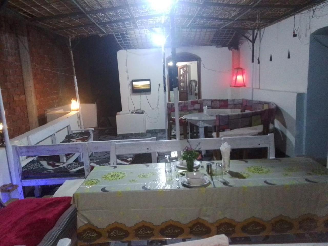 One Love Guesthouse & Restaurant Luxor Kültér fotó